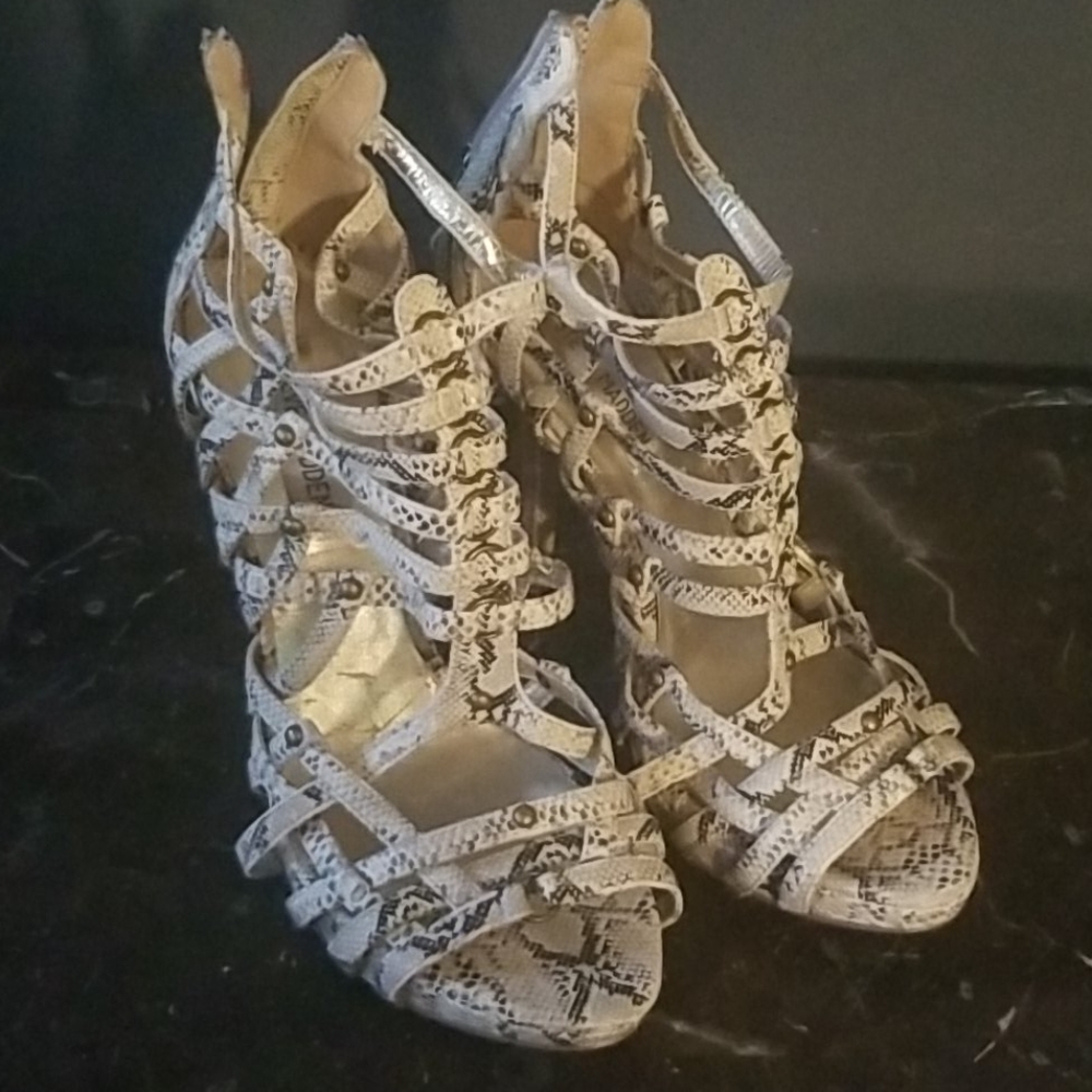 Steve Madden high heels shoes.